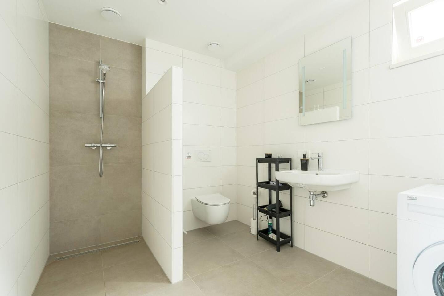 אוירשחוט New Apartment In City Centre Large מראה חיצוני תמונה